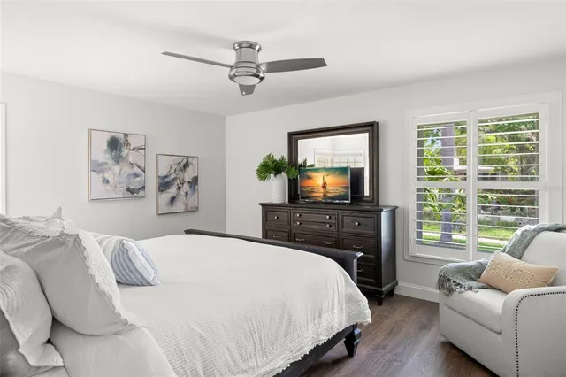 $1,150,000 | 146 26th Avenue Northeast, St. Petersburg, FL 33704