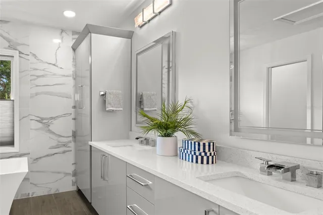 $1,150,000 | 146 26th Avenue Northeast, St. Petersburg, FL 33704