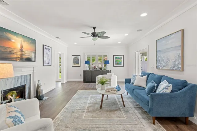 $1,150,000 | 146 26th Avenue Northeast, St. Petersburg, FL 33704