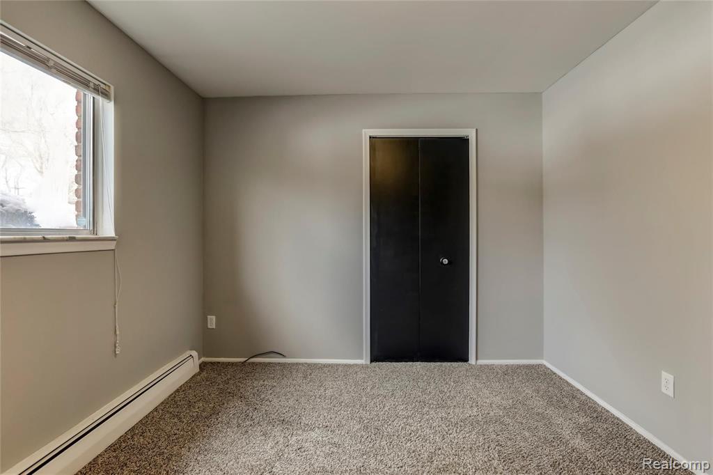 2157 Decker Road, Unit 13 Walled Lake, MI 48390 - Photo 10 of 14