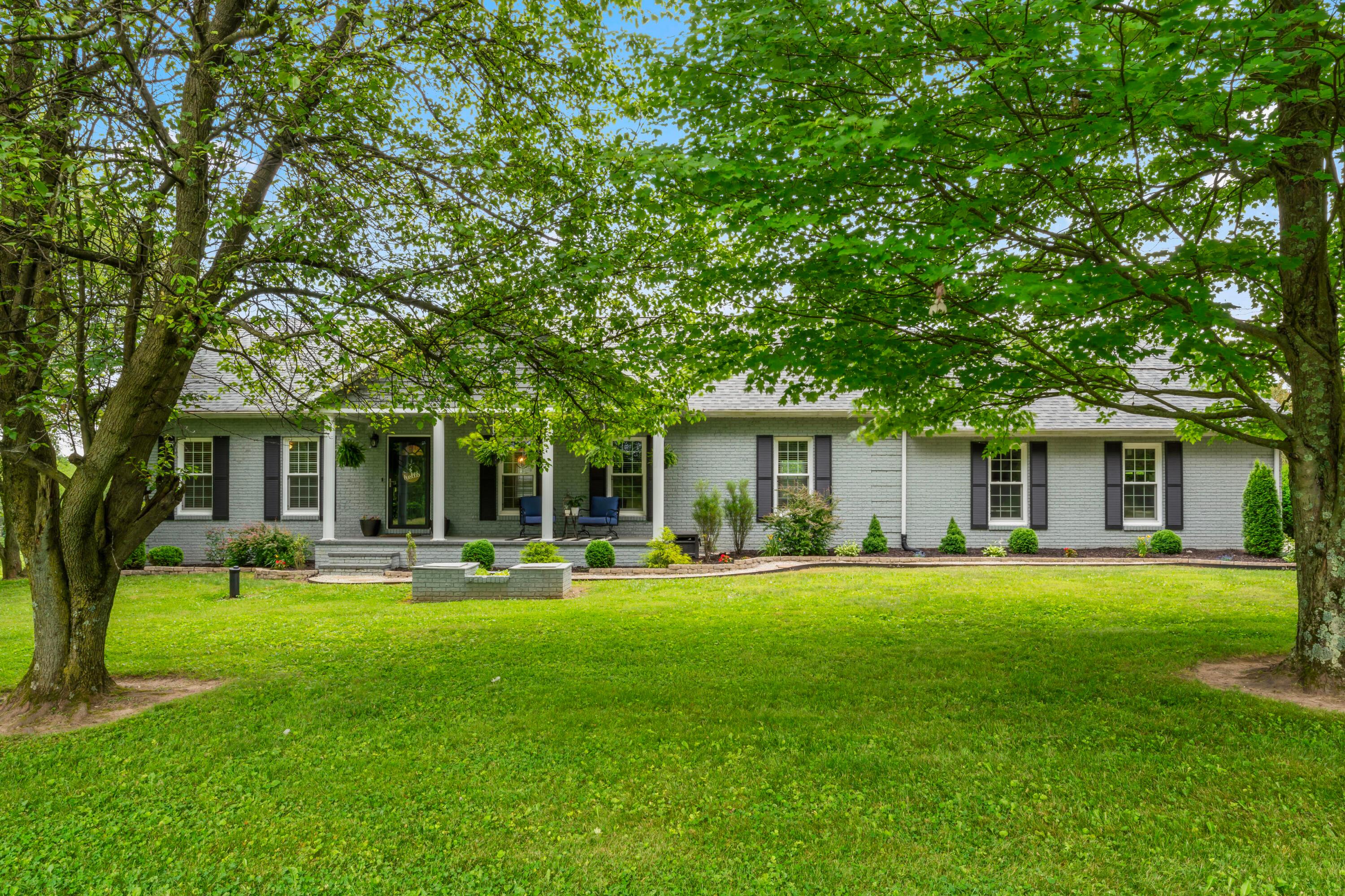 1584 Swans Road Northeast Newark, OH 43055 - Photo 19 of 77 photos_high_resolution_DSC07024