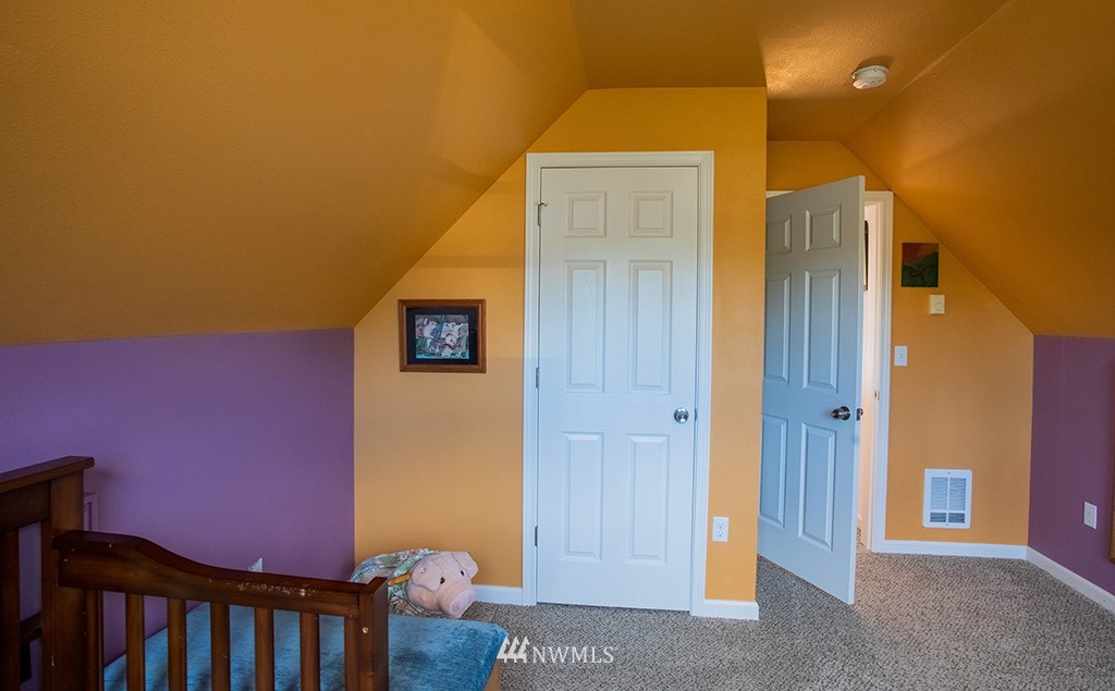 21 East Brady Loop Allyn, WA 98524 - Photo 28 of 32 Gallery Image 28