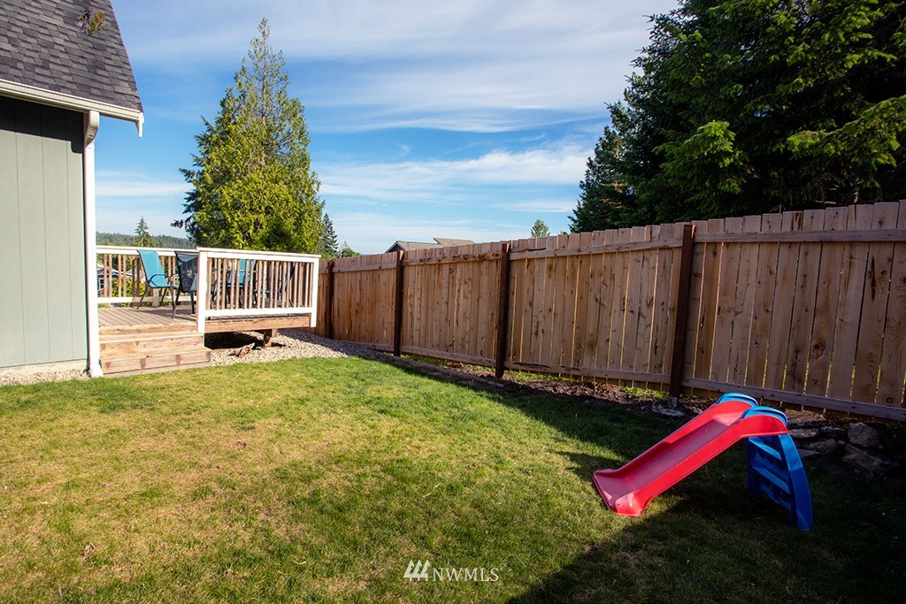 21 East Brady Loop Allyn, WA 98524 - Photo 5 of 32 Gallery Image 5