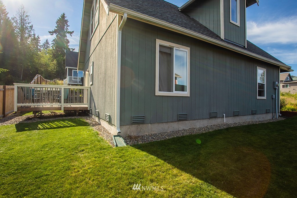 21 East Brady Loop Allyn, WA 98524 - Photo 6 of 32 Gallery Image 6