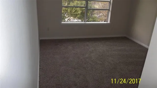 $2,600 | 121 Wildwood Court, Unit 200, Grapevine, TX 76051