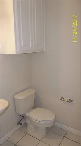 $2,600 | 121 Wildwood Court, Unit 200, Grapevine, TX 76051