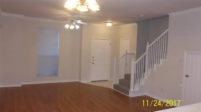 $2,600 | 121 Wildwood Court, Unit 200, Grapevine, TX 76051