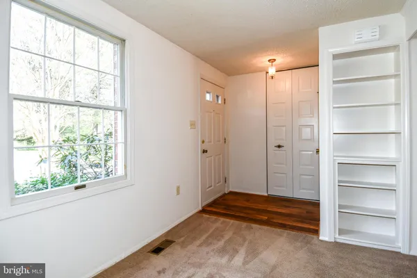 $549,900 | 9803 Tara Court, Burke, VA 22015