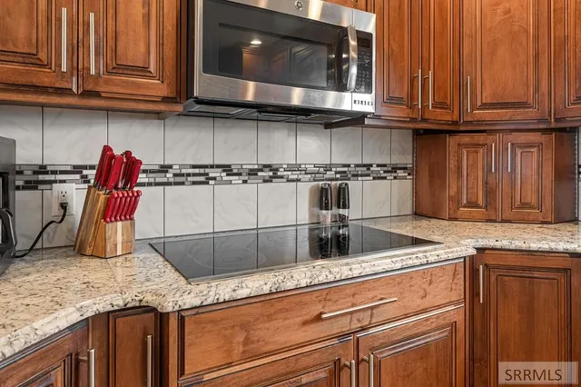 $1,200,000 | 2214 South 1600 Street, Preston, ID 83263