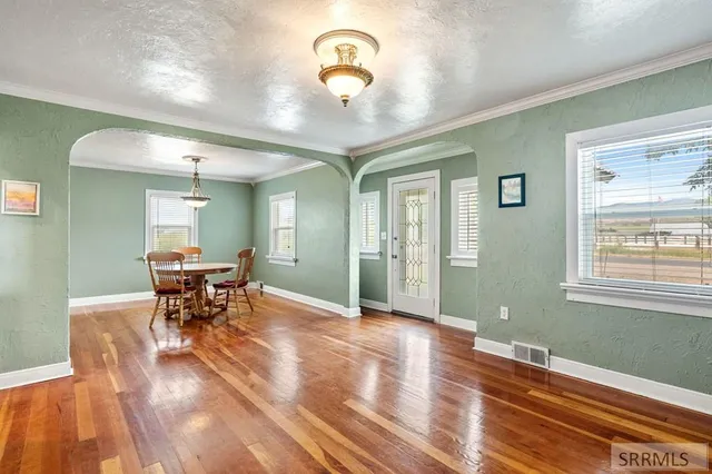 $1,200,000 | 2214 South 1600 Street, Preston, ID 83263