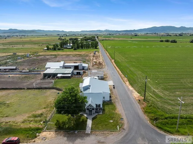 $1,200,000 | 2214 South 1600 Street, Preston, ID 83263