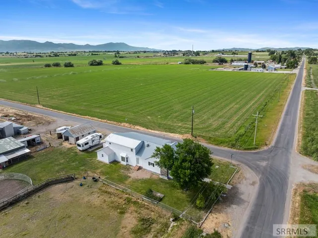 $1,200,000 | 2214 South 1600 Street, Preston, ID 83263