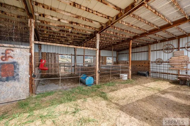 $1,200,000 | 2214 South 1600 Street, Preston, ID 83263