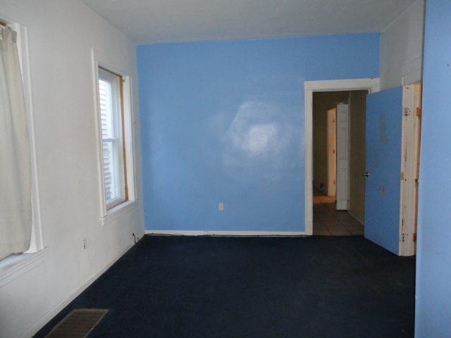 2243 West 51st Street Chicago, IL 60609 - Photo 4 of 9