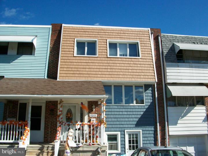 4203 Fairdale Road Philadelphia, PA 19154 - Photo 1 of 22 Gallery Image 1