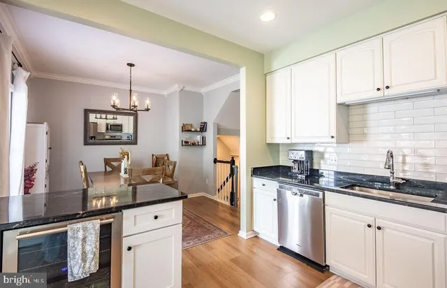 $599,900 | 43287 Chokeberry Square, Ashburn, VA 20147