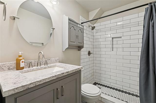 209 Bon Temps Roule, Unit 9B Mandeville, LA 70471 - Photo 12 of 16 Gallery Image 12