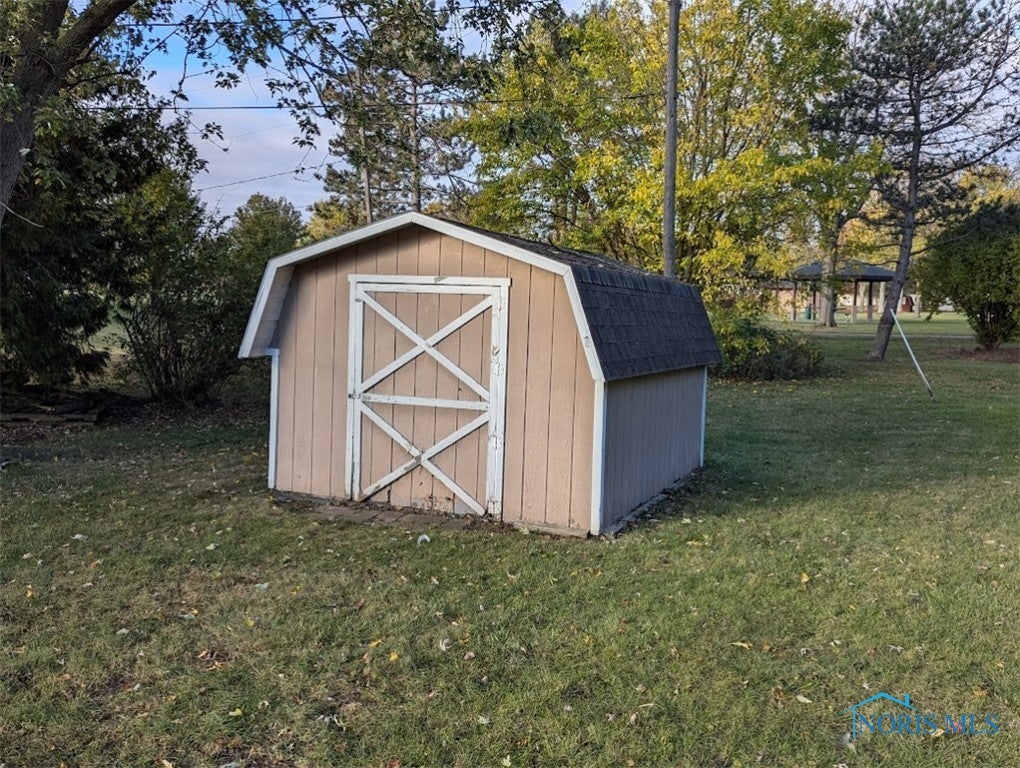 308 Indian Road Wauseon, OH 43567 - Photo 8 of 48 Shed