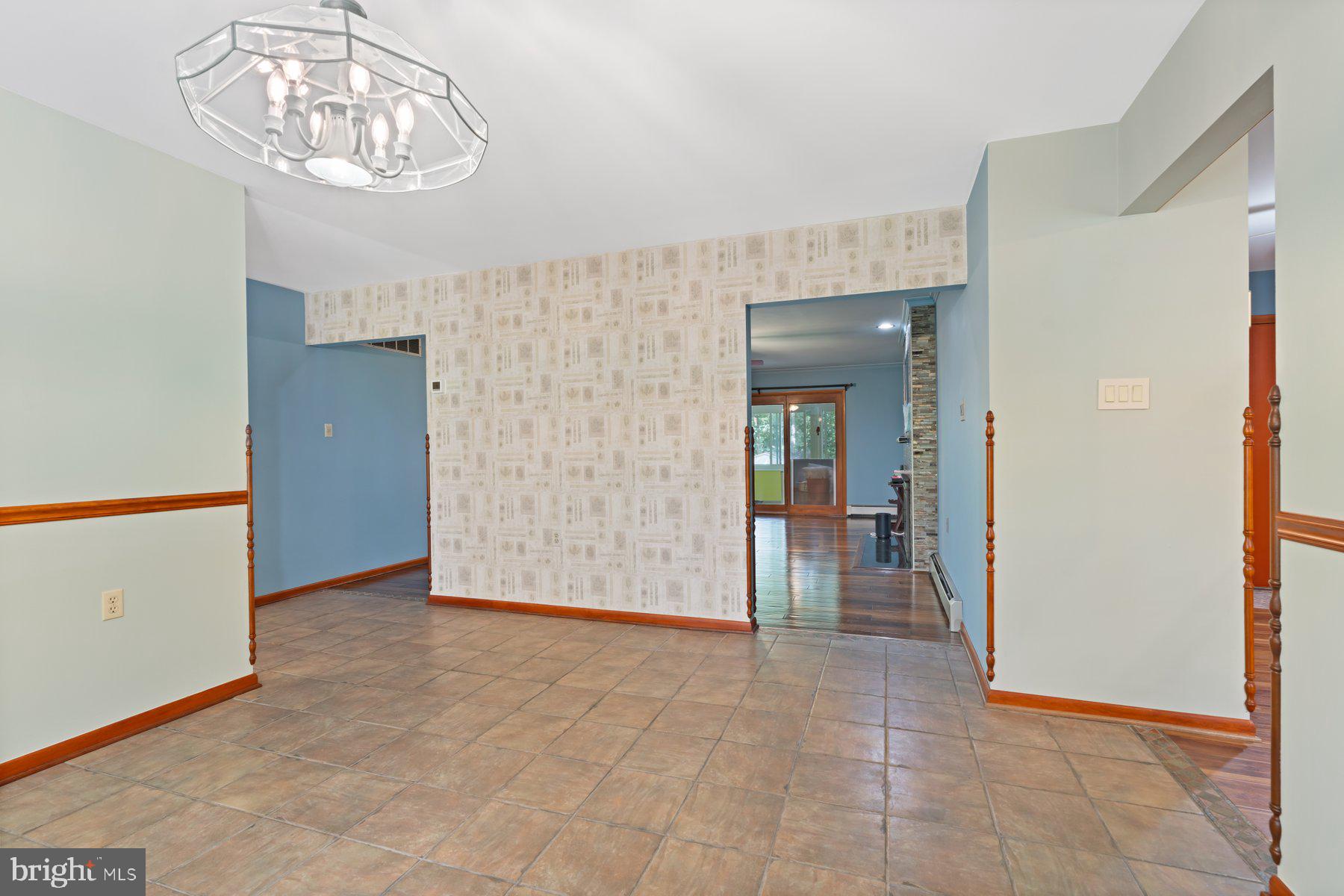 2613 Albert Rill Road Westminster, MD 21157 - Photo 25 of 68 Dinning Room