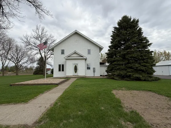 $279,900 | 312 Luverne Street, Magnolia, MN 56158
