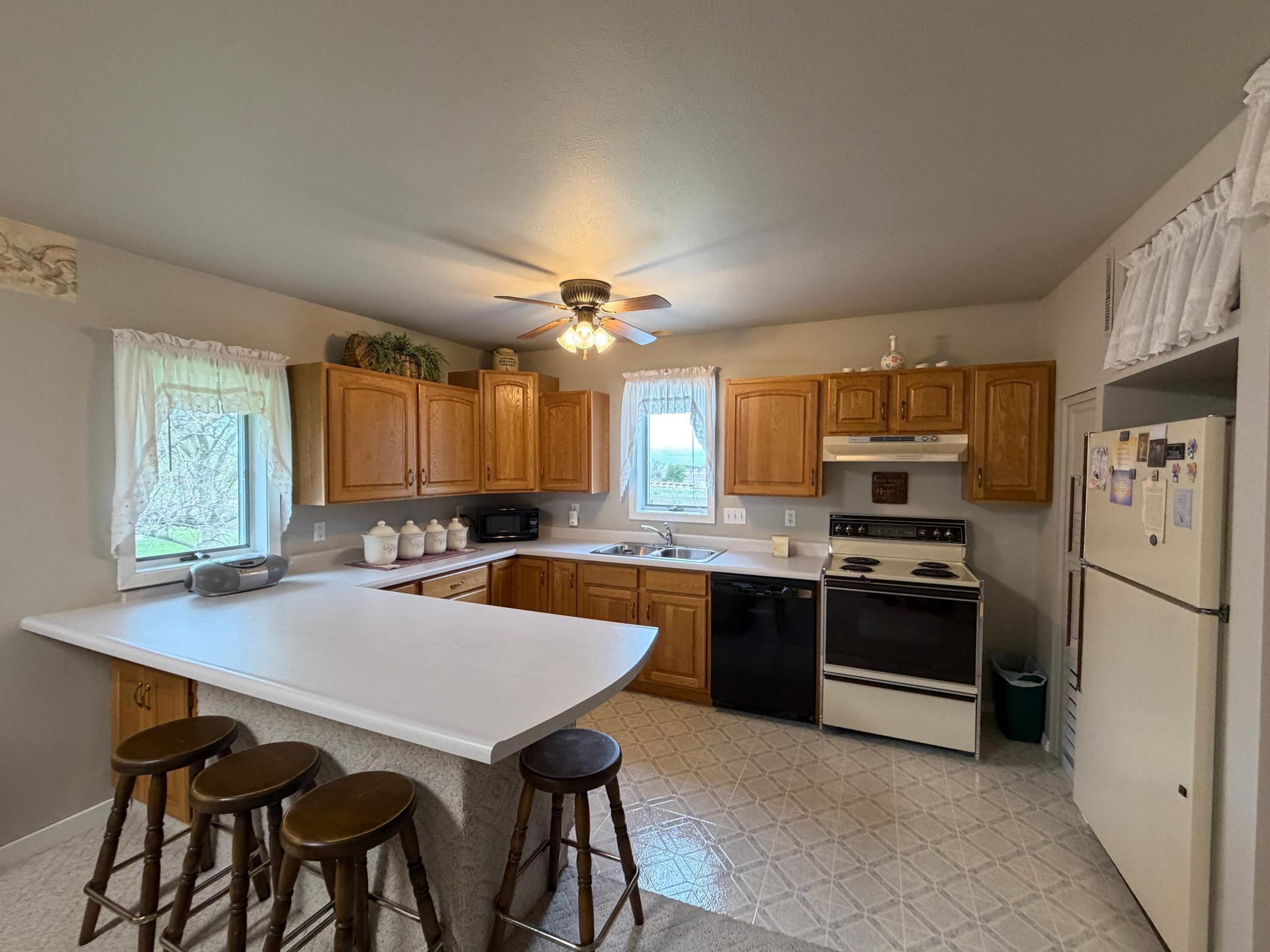 312 Luverne Street Magnolia, MN 56158 - Photo 33 of 78