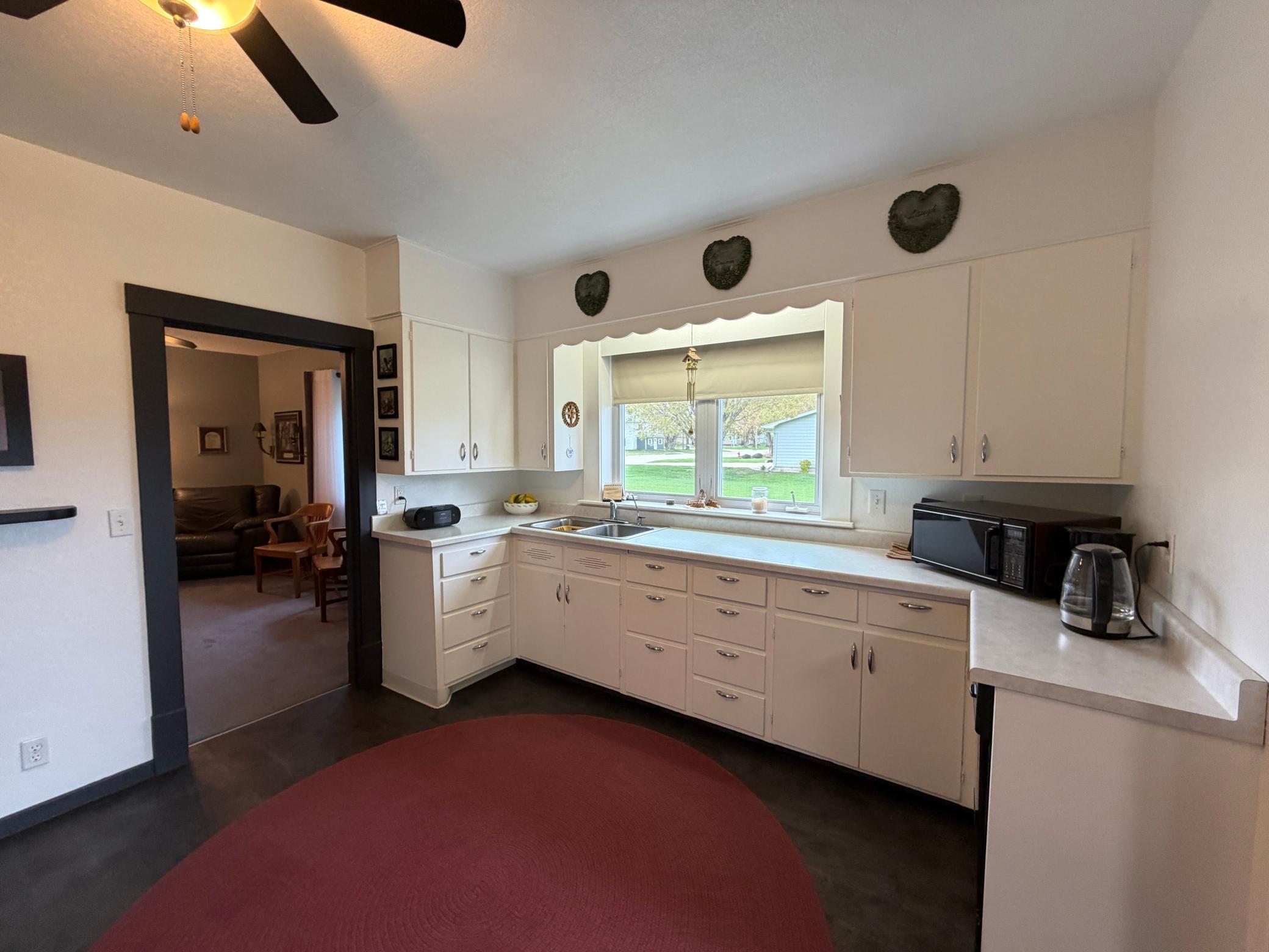 312 Luverne Street Magnolia, MN 56158 - Photo 7 of 78