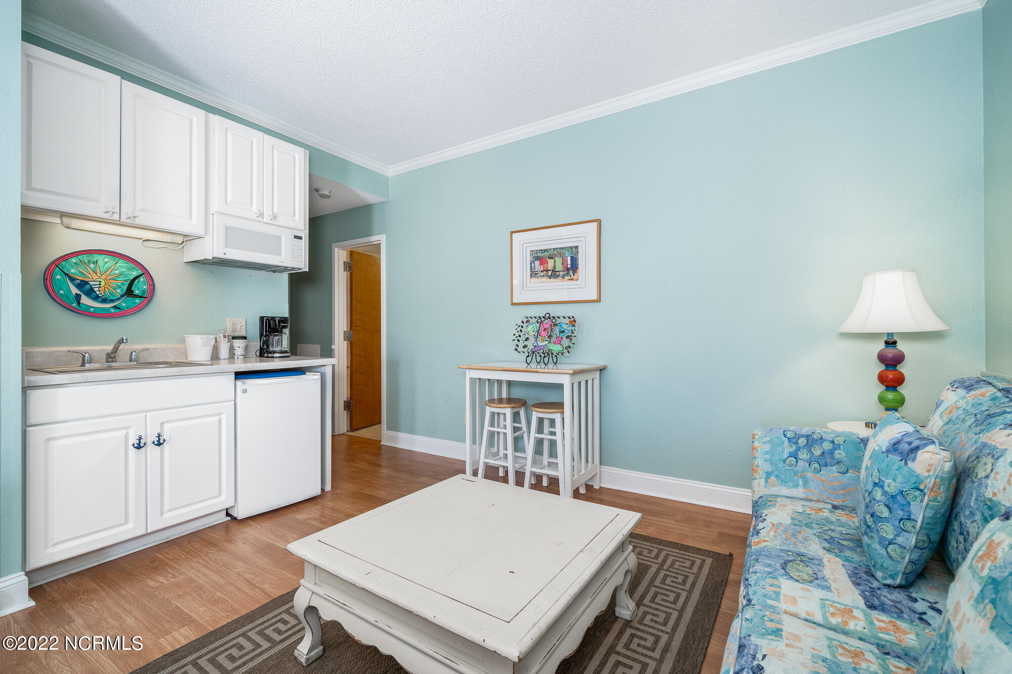 602 West Fort Macon Road, Unit 101 Atlantic Beach, NC 28512 - Photo 6 of 23 palm-suites-101-7