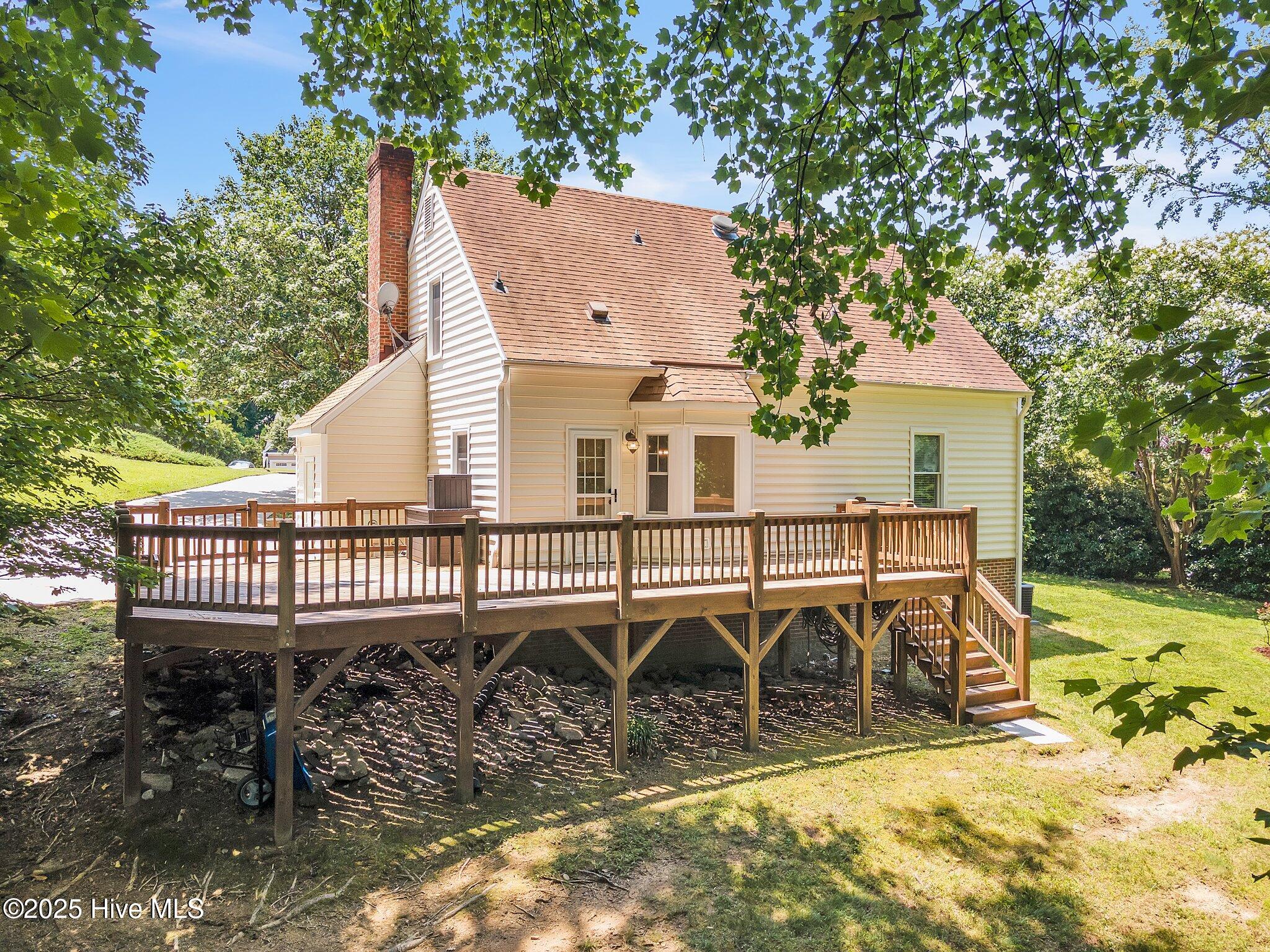 6328 Jones Farm Road Wake Forest, NC 27587 - Photo 9 of 37 40-web-or-mls-DJI_0302