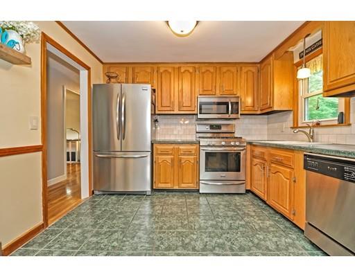 1 Kensington Road Norton, MA 02766 - Photo 5 of 34 Gallery Image 5