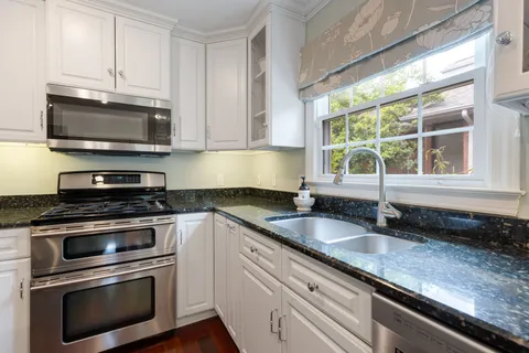 $850,000 | 29 Belcaro Circle, Nashville, TN 37215