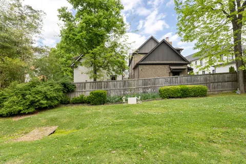 $850,000 | 29 Belcaro Circle, Nashville, TN 37215