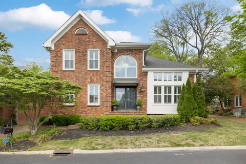$850,000 | 29 Belcaro Circle, Nashville, TN 37215