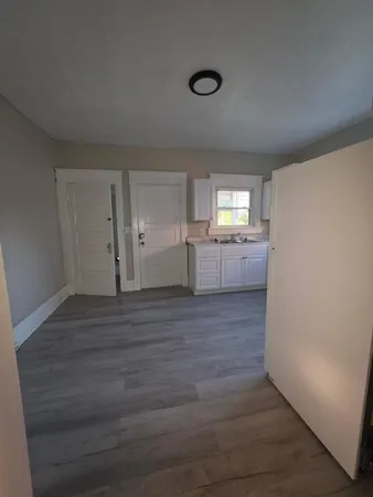$1,100 | 420 Riverland Road Southeast, Unit A, Roanoke, VA 24014