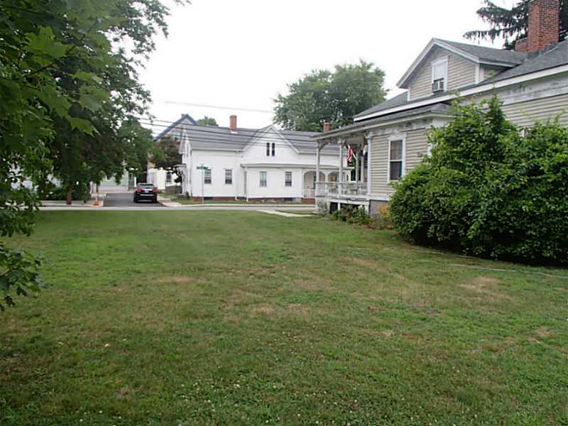 97 Child Street Warren, RI 02885 - Photo 12 of 14 Yard/Garden.