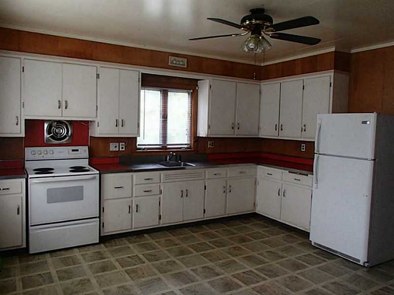 97 Child Street Warren, RI 02885 - Photo 6 of 14 Kitchen.