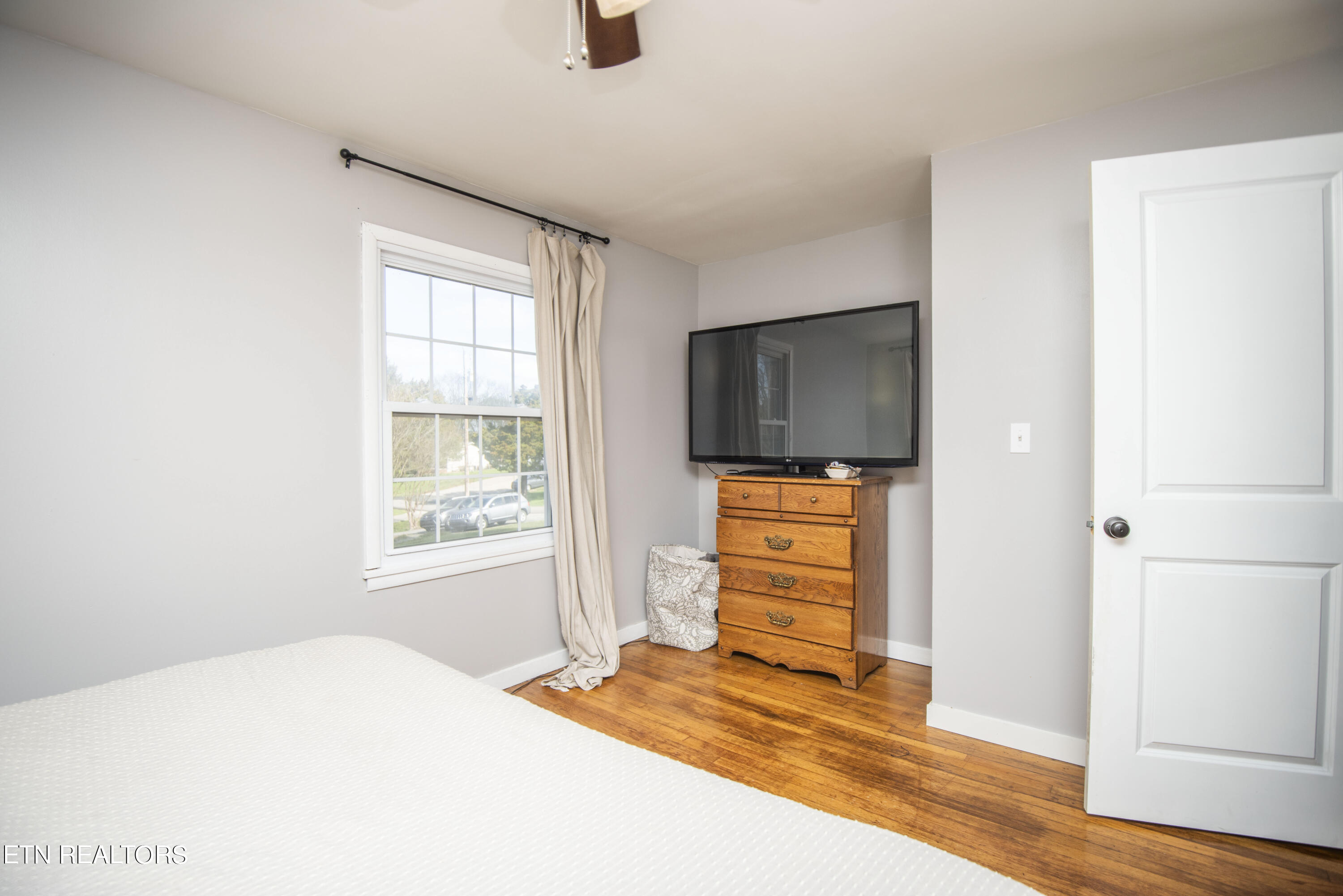 6901 Mulberry Road Knoxville, TN 37918 - Photo 20 of 37 bed_1