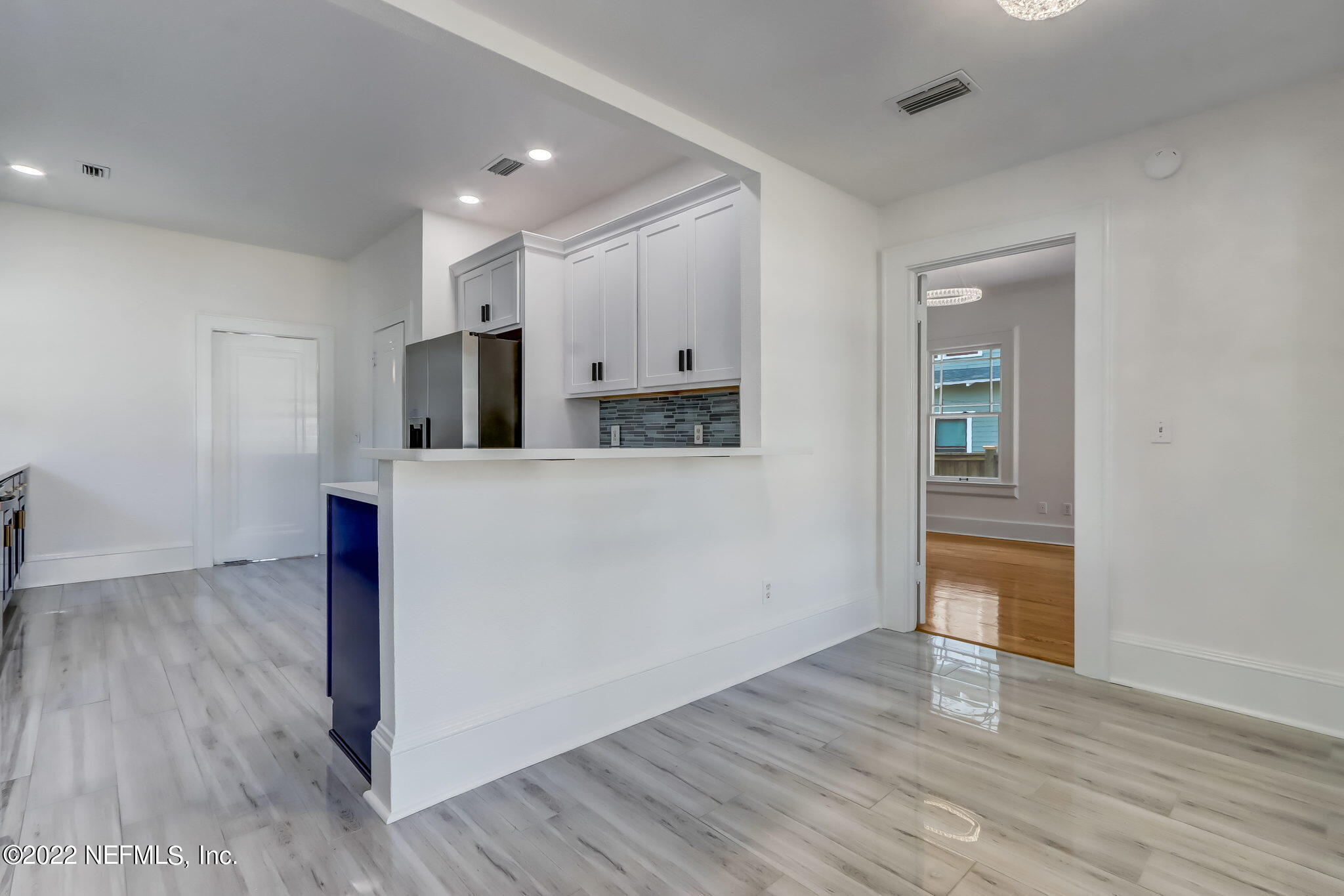 3629 Riverside Avenue Jacksonville, FL 32205 - Photo 12 of 30 Breakfast Bar