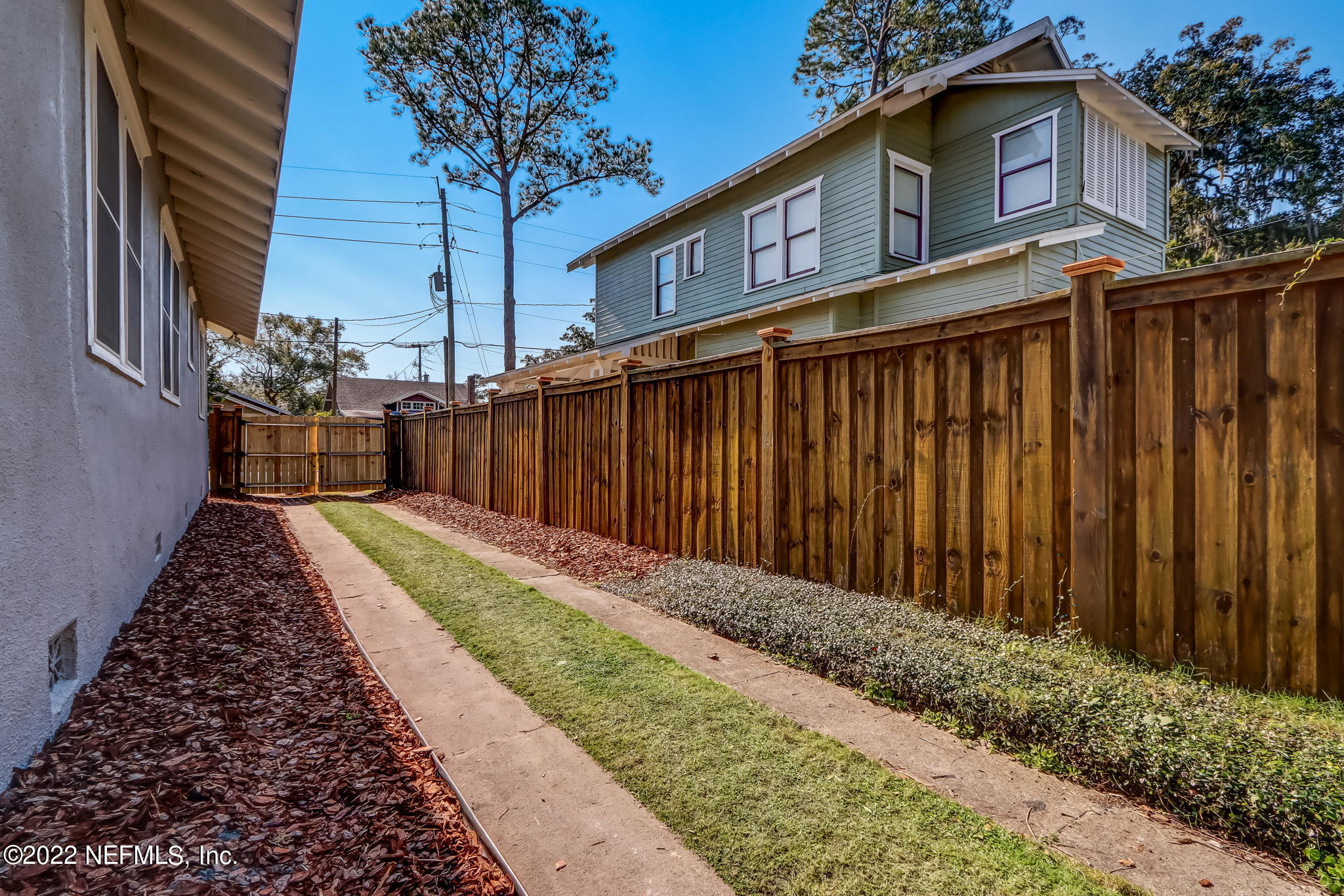 3629 Riverside Avenue Jacksonville, FL 32205 - Photo 23 of 30 Driveway with Gate