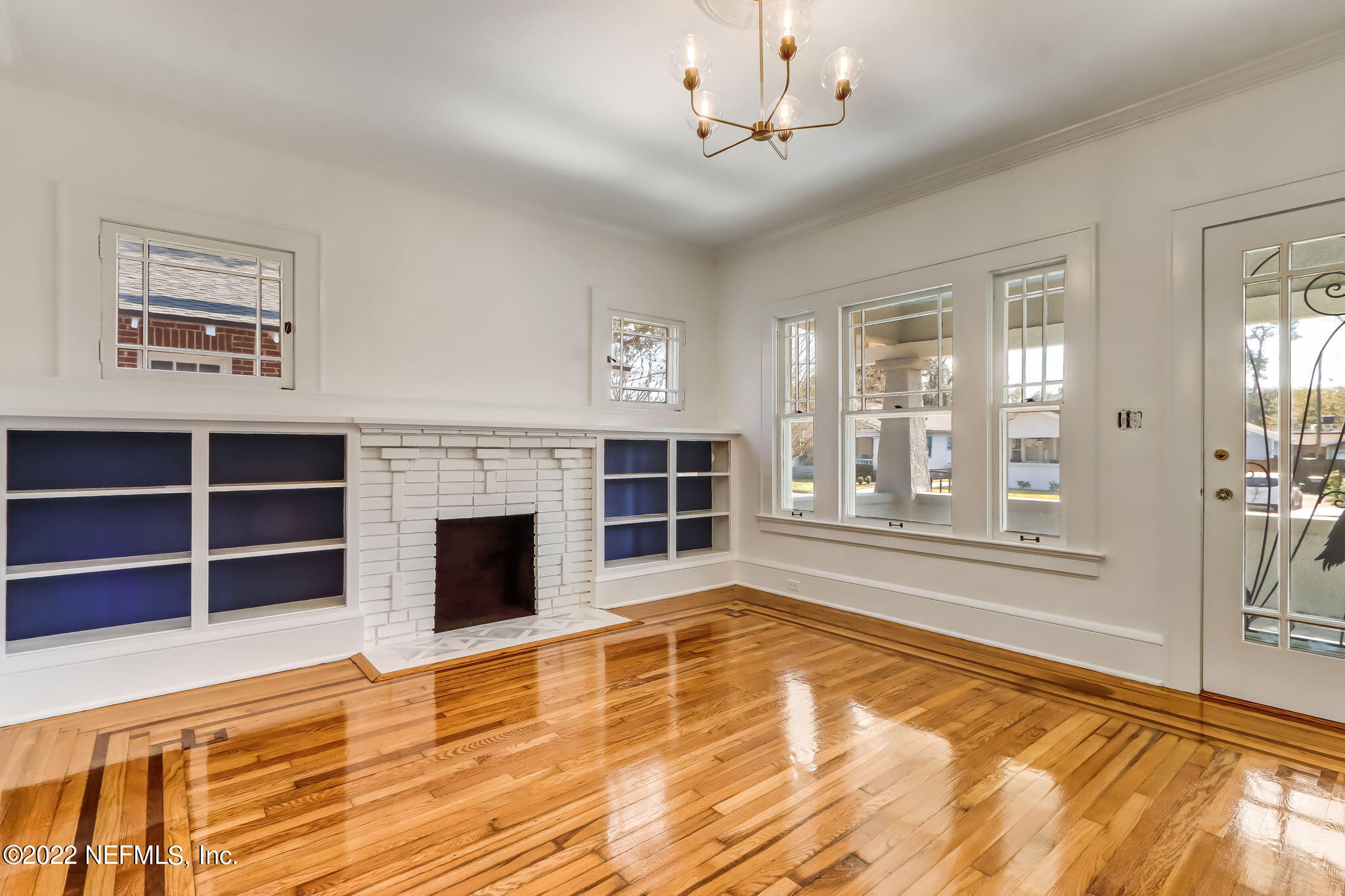 3629 Riverside Avenue Jacksonville, FL 32205 - Photo 6 of 30 Fireplace in Great Room