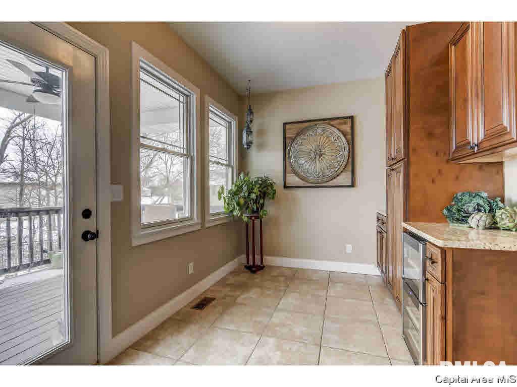 4839 Longfellow Drive Springfield, IL 62711 - Photo 15 of 36