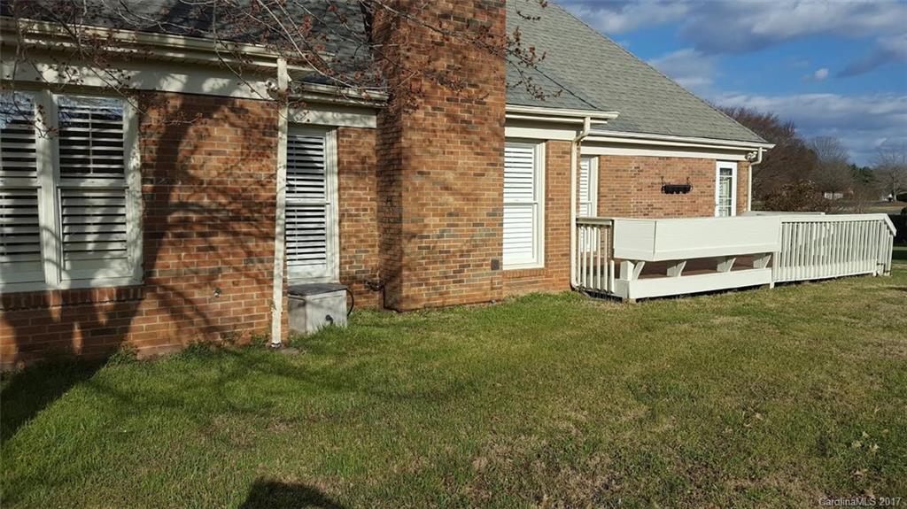231 Gringley Hill Road, Unit B1 Fort Mill, SC 29708 - Photo 14 of 14 a front view of a house with a yard