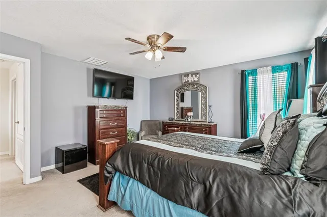 $400,000 | 20443 Autumn Fern Avenue, Tampa, FL 33647