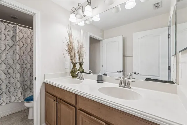 $400,000 | 20443 Autumn Fern Avenue, Tampa, FL 33647