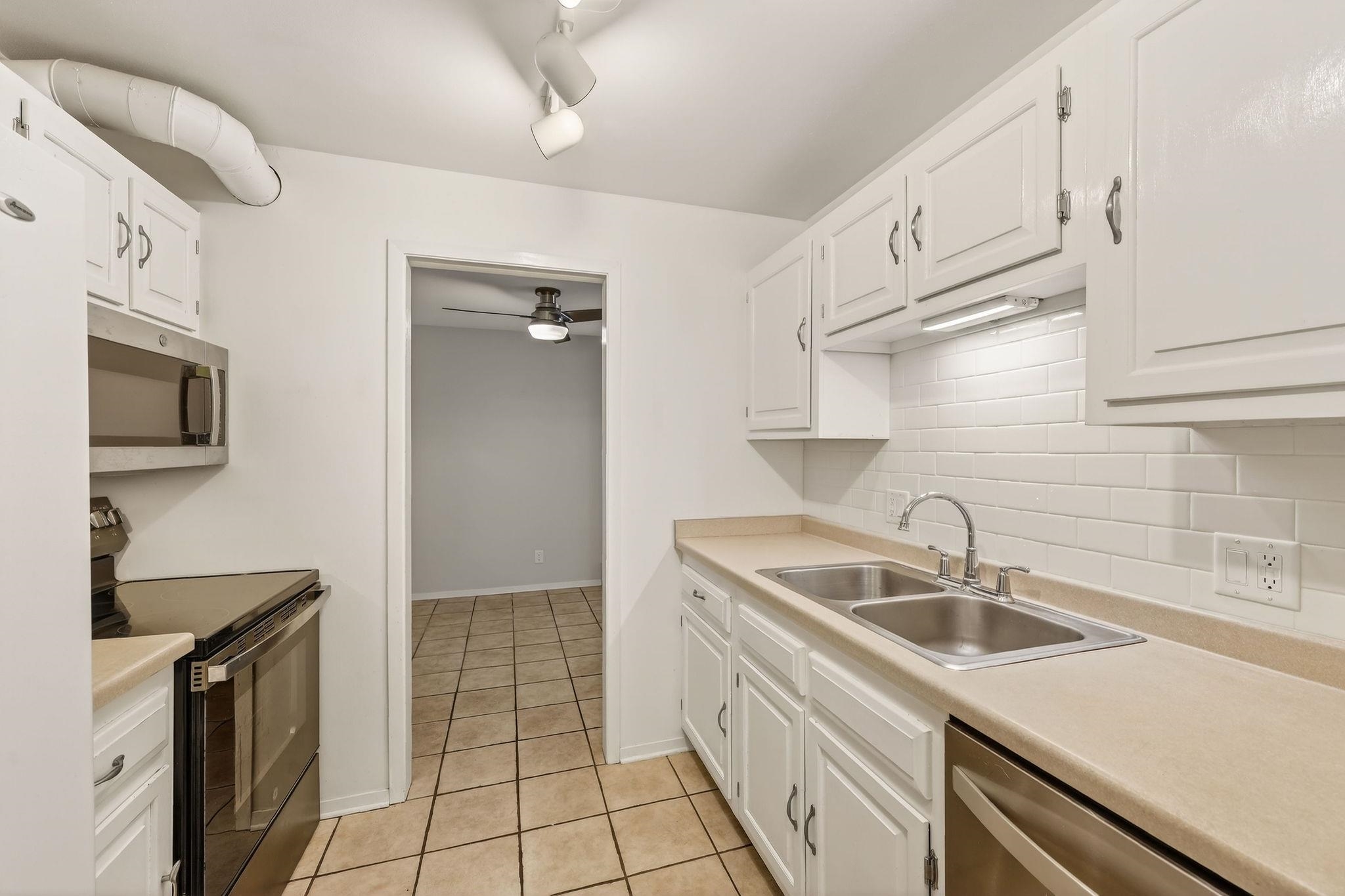 6443 Bridge, Unit 101 Madison, WI 53713 - Photo 14 of 35