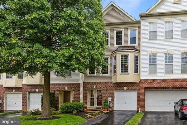 $2,800 | 412 East Oakmeade Drive, Wilmington, DE 19810