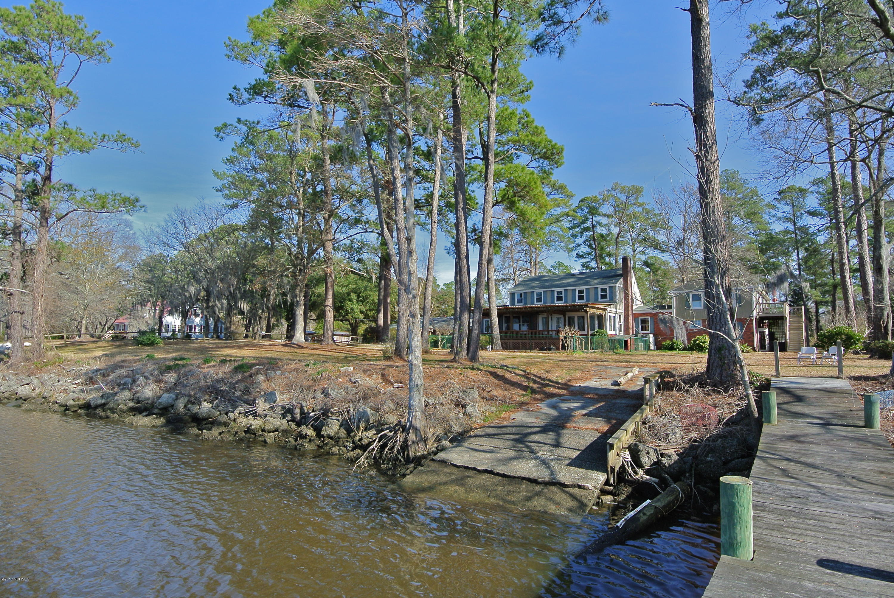 135 Bernhurst Road New Bern, NC 28560 - Photo 110 of 117 Back View of Property.