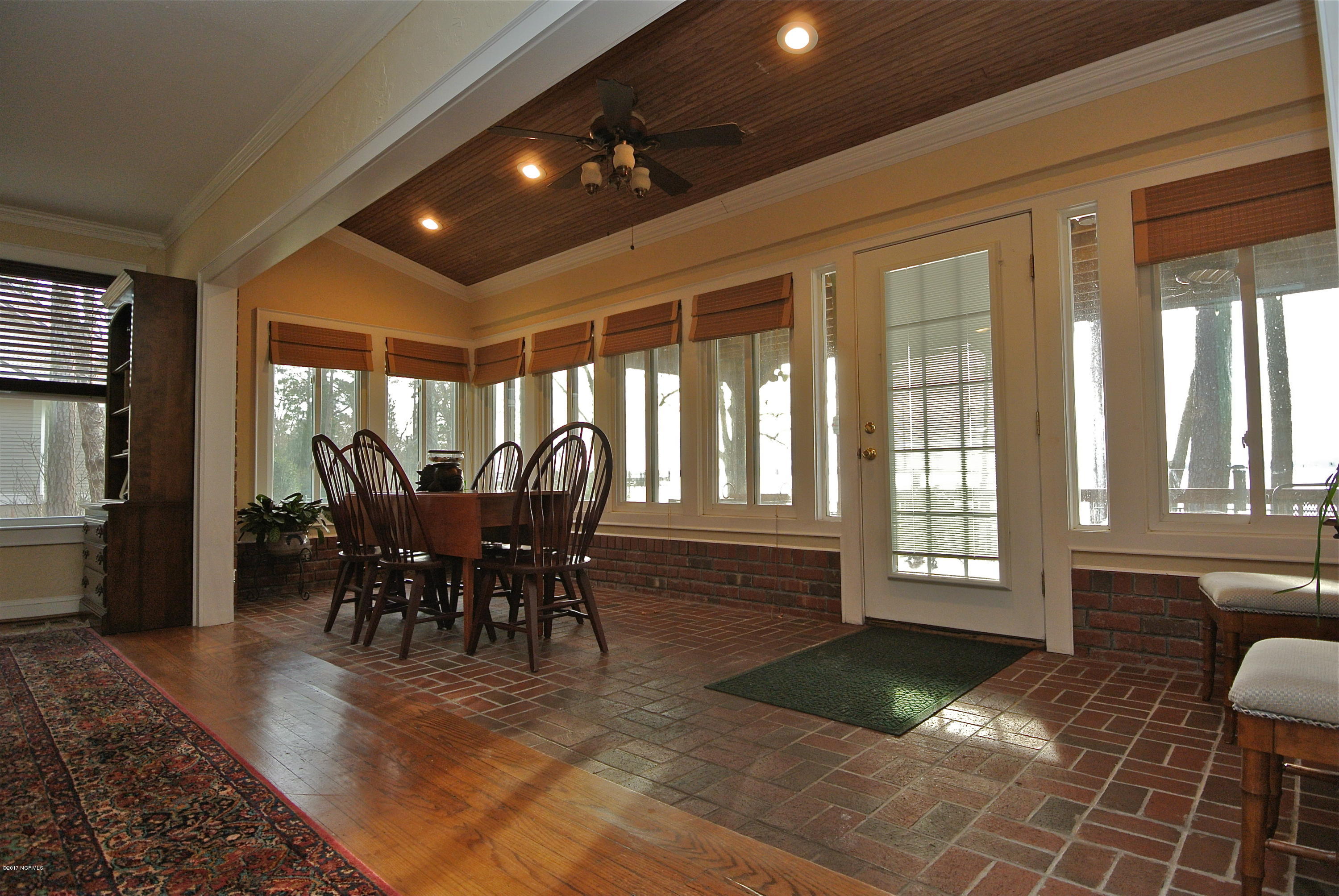 135 Bernhurst Road New Bern, NC 28560 - Photo 30 of 117 View of the Carolina Room.