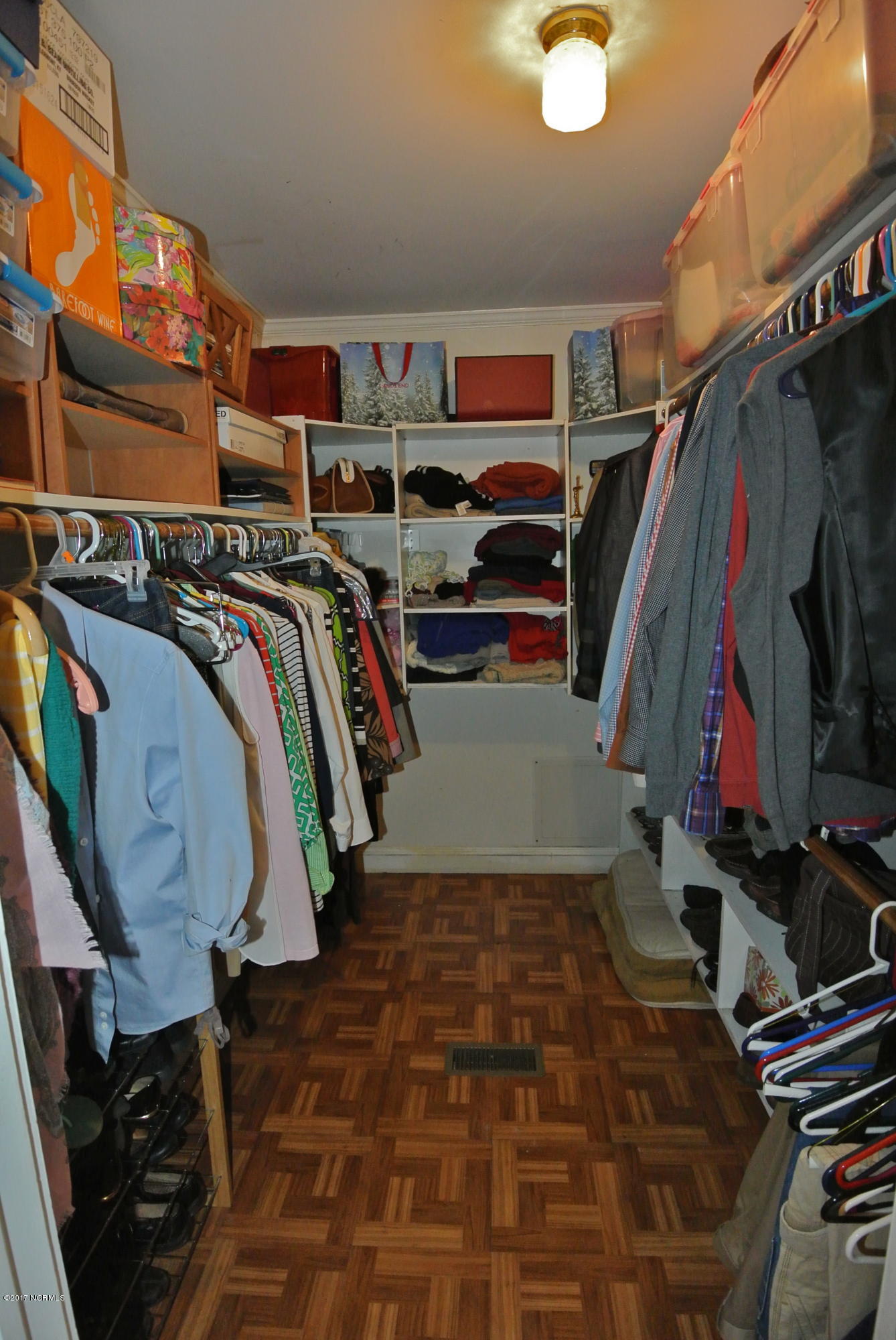 135 Bernhurst Road New Bern, NC 28560 - Photo 68 of 117 Walk-In Master Closet.