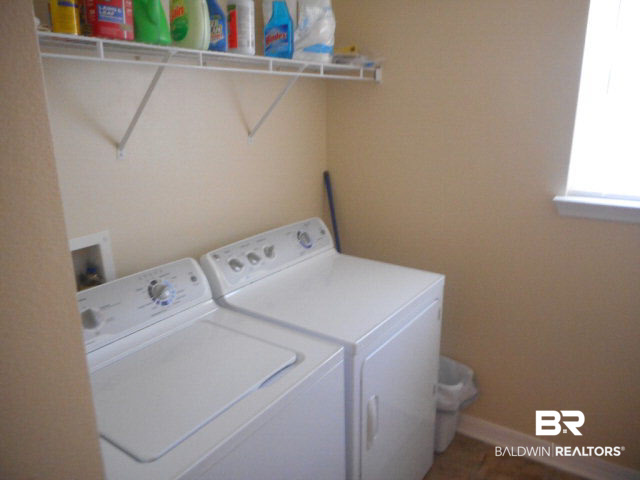 16648 Vanilla Drive Foley, AL 36535 - Photo 8 of 35 Laundry