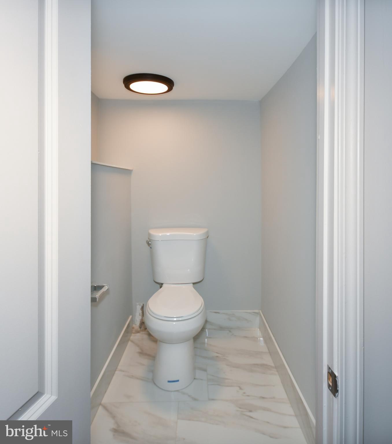 2916 Ridgewood Avenue Baltimore, MD 21215 - Photo 30 of 35